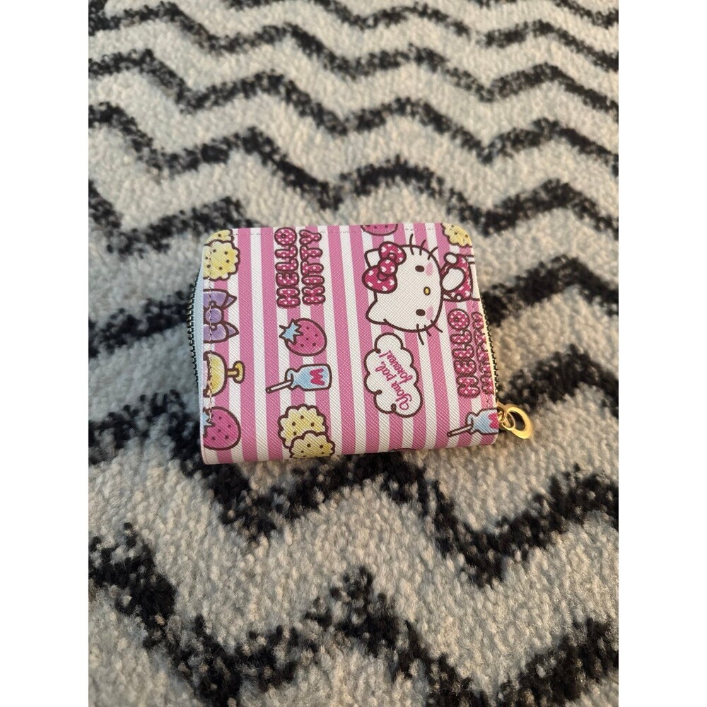 Hello Kitty wallet